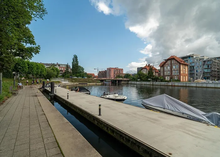 Zabi Kruk - Relax By The River Apartamento *